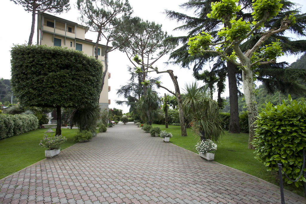 Grappolo D'Oro Hotel Пиетрасанта Екстериор снимка