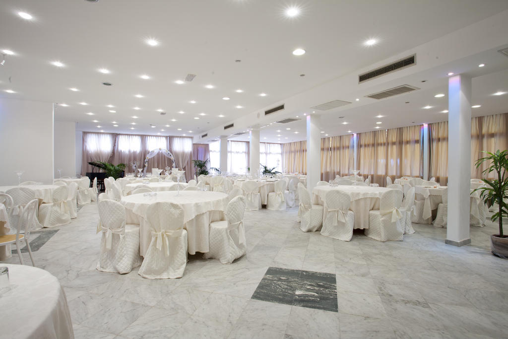 Grappolo D'Oro Hotel Пиетрасанта Екстериор снимка